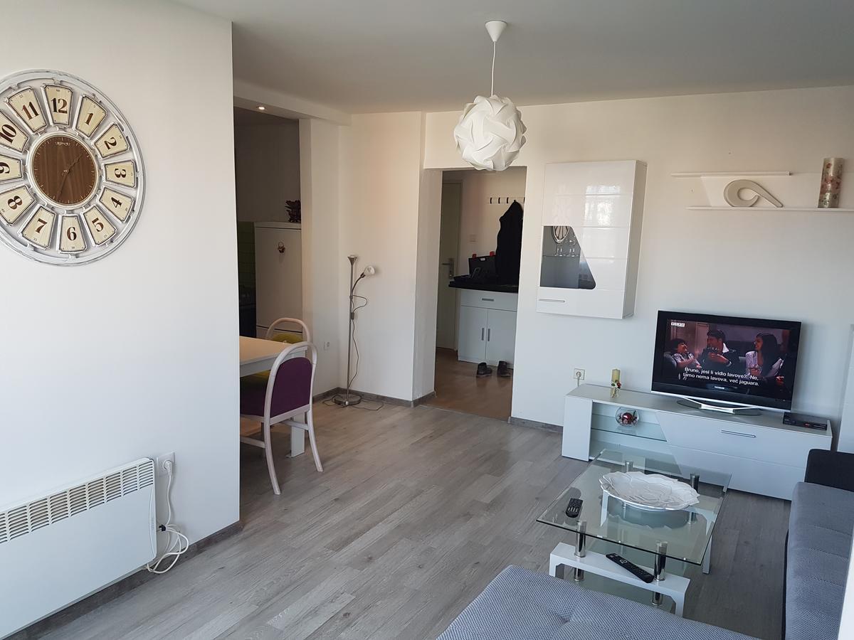 Apartman Vuk - Stan Na Dan Banja Luka Eksteriør billede